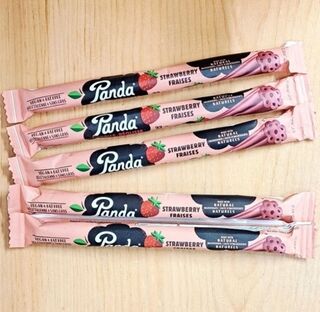 Panda Licorice Sticks Strawberry thumbnail